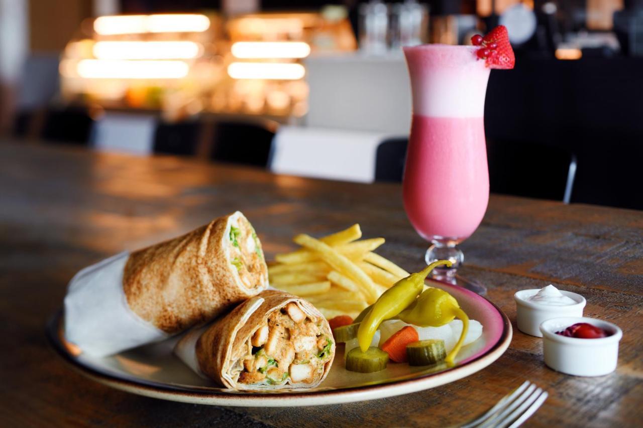 Отель Ibis Al Barsha