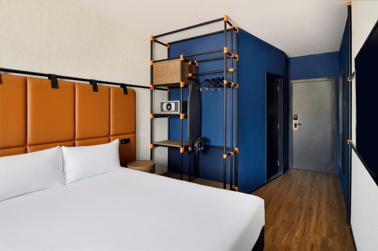 Ibis Al Barsha Отель